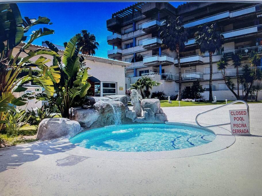Superbe Avec Roof Et Piscine Apartment Roses